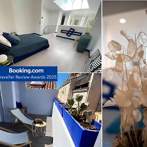 Appartement Cosy Triplex 120m2 Terrasse Au Panier Vue Major Vieux Port 7 Couchages Option Parking, Marseille